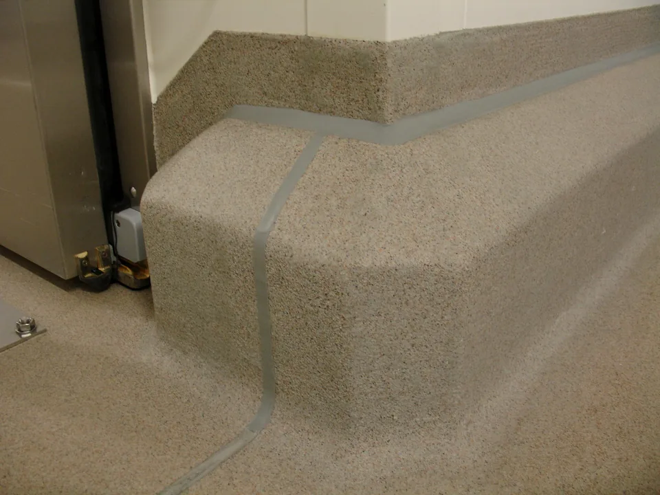 Completec QCF quartz floor in the production area of a fish processing plant in Switzerland, detail 4