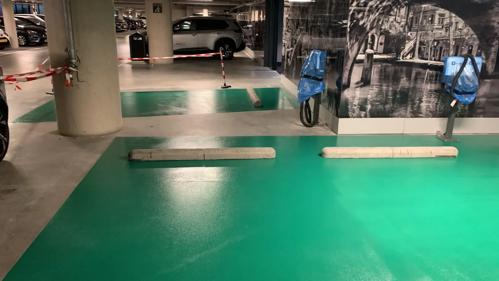 Sikafloor Multidur EB-10 resin floor system by Vloersch