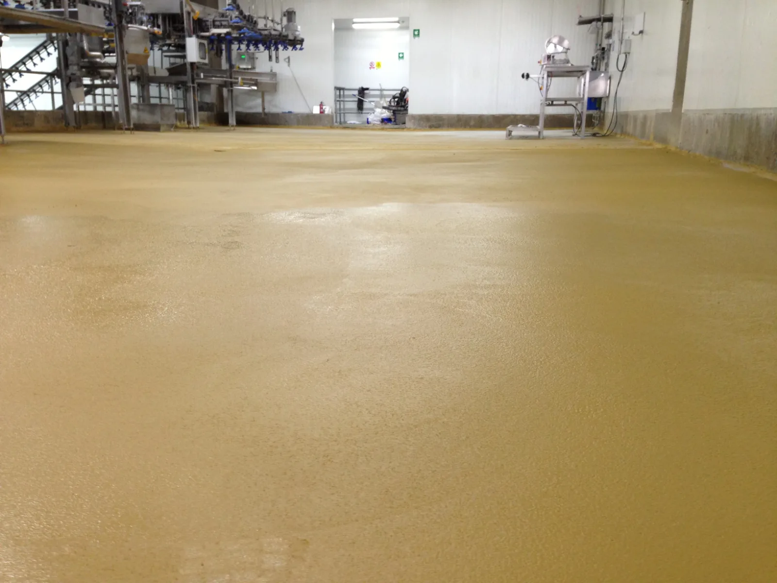 Quartzline PU CEM TF floor system by Vloersch